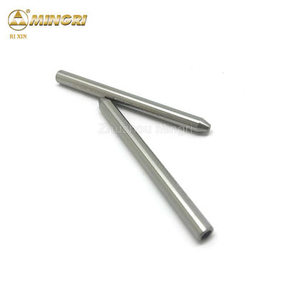 Nhẫn Tungsten Carbide được đánh bóng bằng bạc dễ vận chuyển với bao bì nhựa